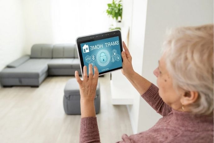 6 Modern Devices for Elderly Care To Improve Their Safety and Independence