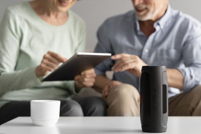 How to Set Up Smart Technology for Older Adults